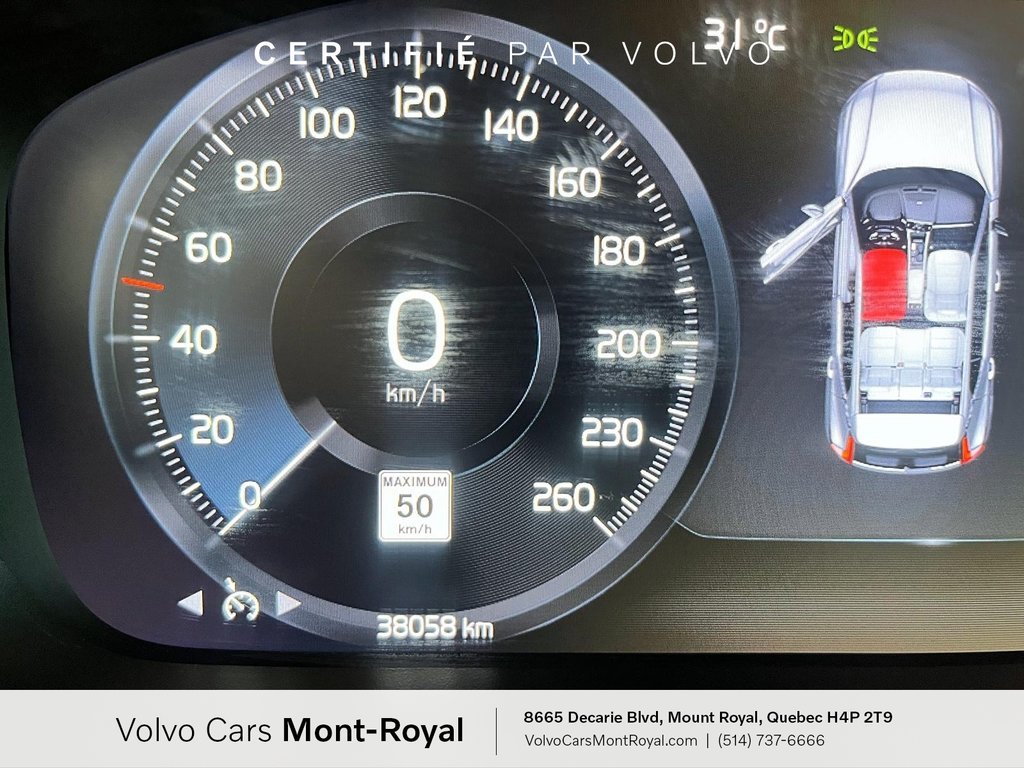 Volvo XC40 R-Design 2022 à Laval, Québec - 10 - w1024h768px