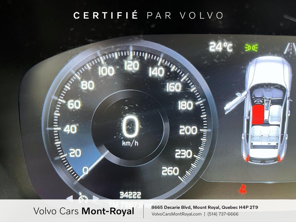2022 Volvo XC40 Momentum in Laval, Quebec - 11 - w1024h768px