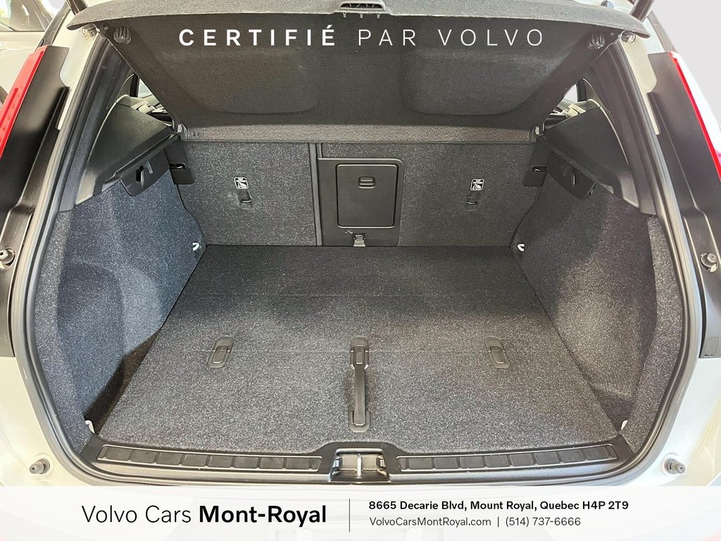 Volvo XC40 R-Design 2022-4