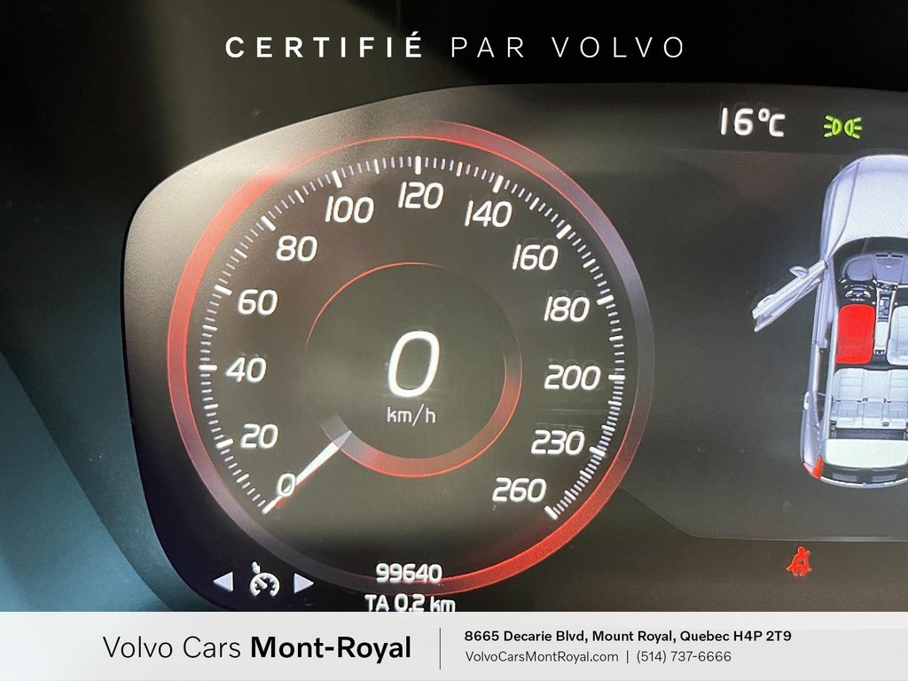 Volvo XC40 R-Design 2022 à Laval, Québec - 11 - w1024h768px