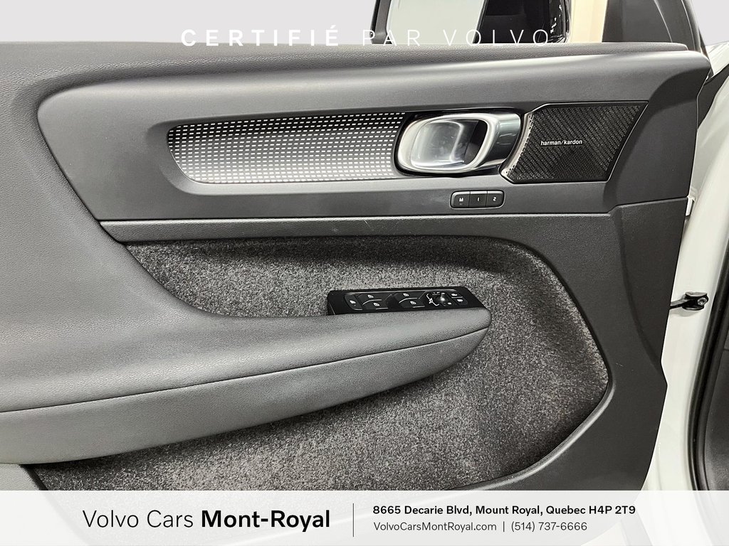 Volvo XC40 R-Design T5 2022 à Laval, Québec - 9 - w1024h768px