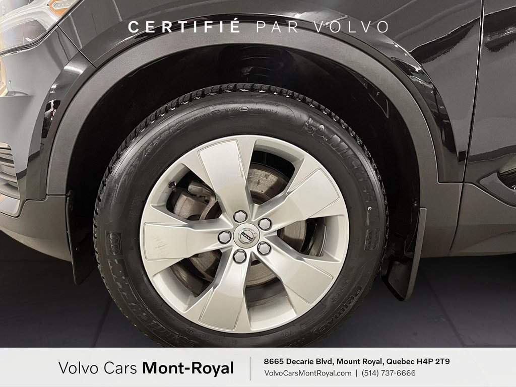 Volvo XC40 Momentum 2022-5