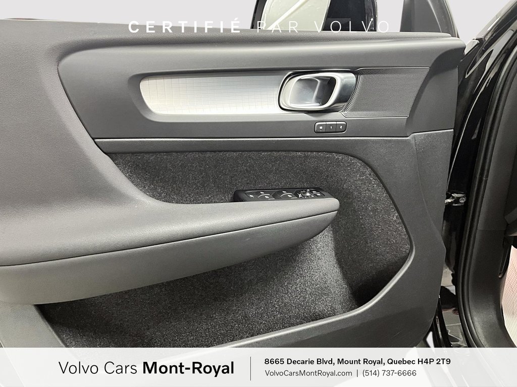 Volvo XC40 Momentum 2022 à Laval, Québec - 9 - w1024h768px