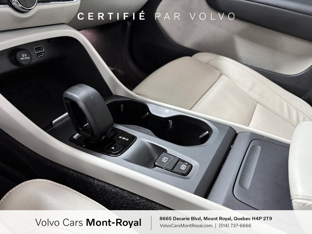 Volvo XC40 Momentum 2022 à Laval, Québec - 14 - w1024h768px
