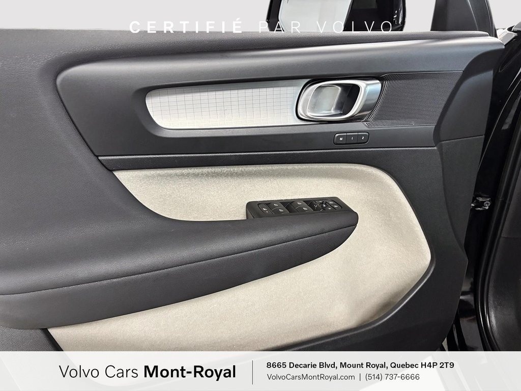 Volvo XC40 Momentum 2022 à Laval, Québec - 9 - w1024h768px