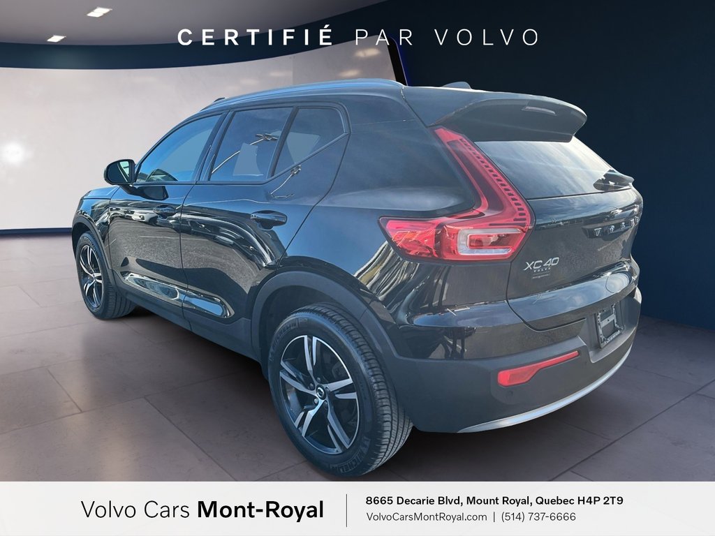 2023 Volvo XC40 Core in Laval, Quebec - 4 - w1024h768px