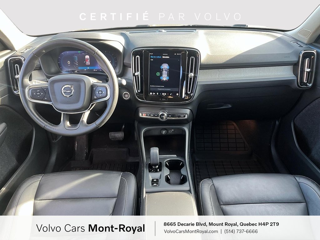 2023 Volvo XC40 Core in Laval, Quebec - 8 - w1024h768px