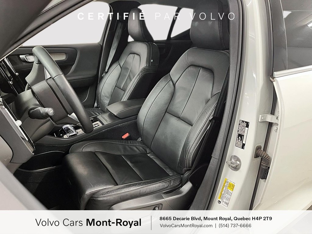 Volvo XC40 Plus Bright Theme 2023-6