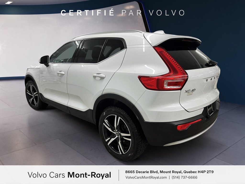 Volvo XC40 Plus Bright Theme 2023-3