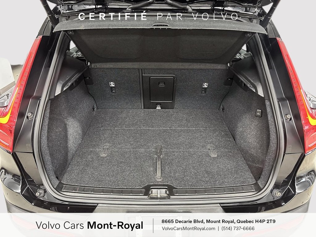 Volvo XC40 Plus Dark Theme 2023 à Laval, Québec - 5 - w1024h768px