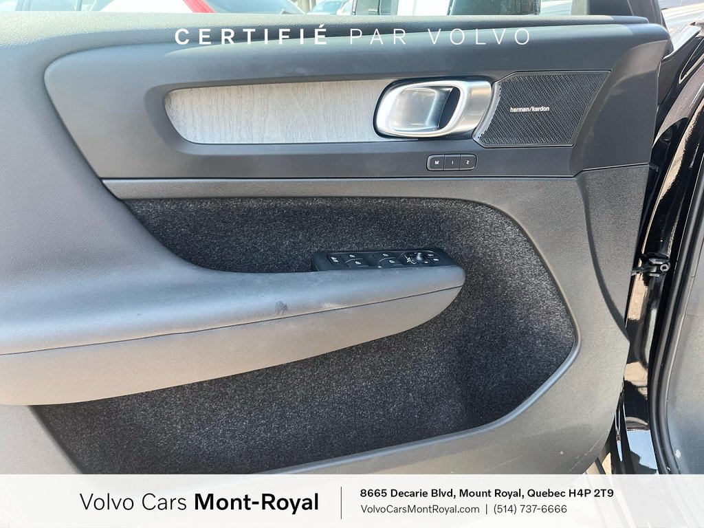 Volvo XC40 Ultimate Bright Theme 2024 à Laval, Québec - 9 - w1024h768px