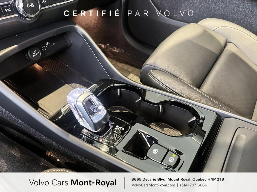 2024 Volvo XC40 Ultimate Bright Theme in Laval, Quebec - 12 - w1024h768px