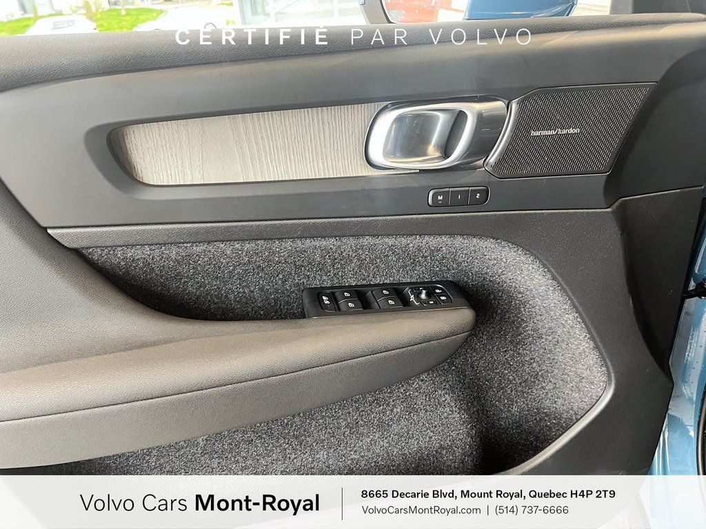 2024 Volvo XC40 Ultimate Bright Theme in Laval, Quebec - 8 - w1024h768px