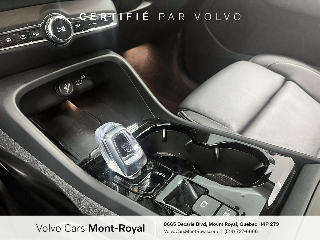 Volvo XC40 Ultimate Bright Theme 2024 à Laval, Québec - 12 - w1024h768px