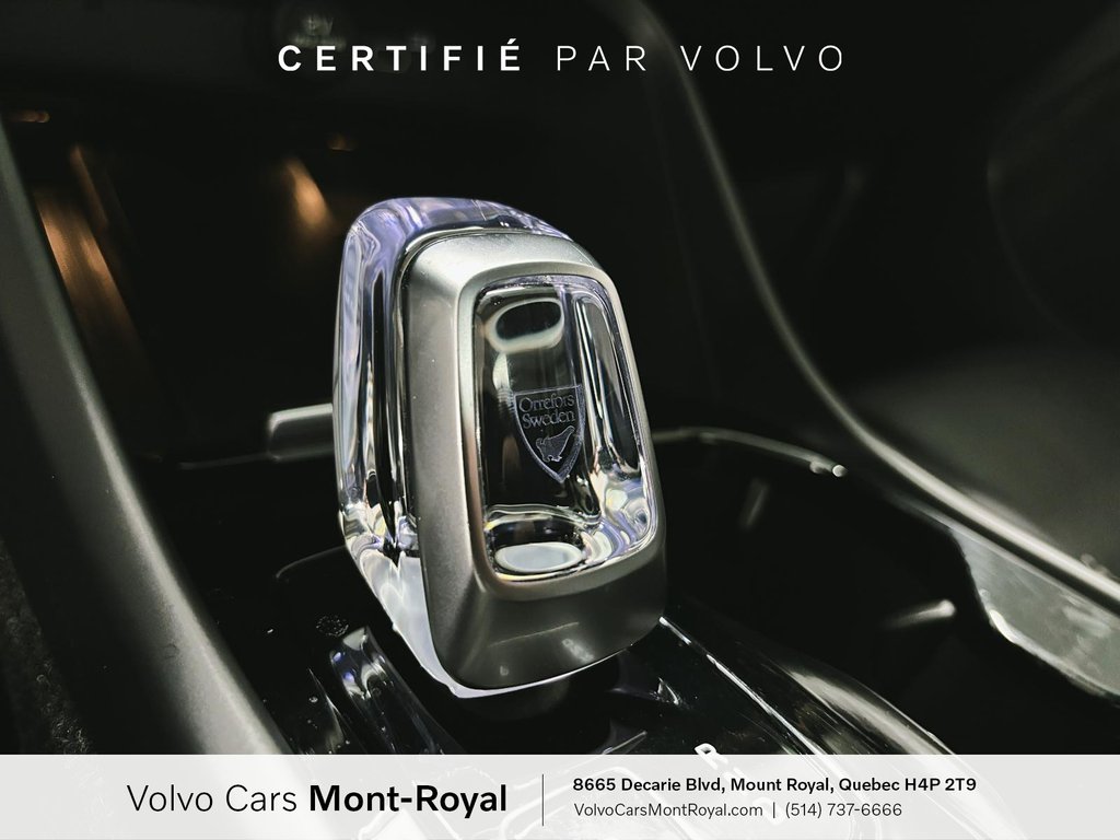 Volvo XC40 Plus Dark Theme 2024 à Laval, Québec - 15 - w1024h768px