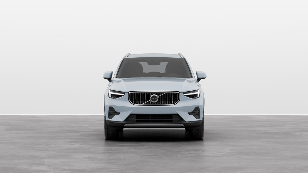 Volvo XC40 CORE VERSION LUSTRÉE 2025 à Laval, Québec - 3 - w1024h768px