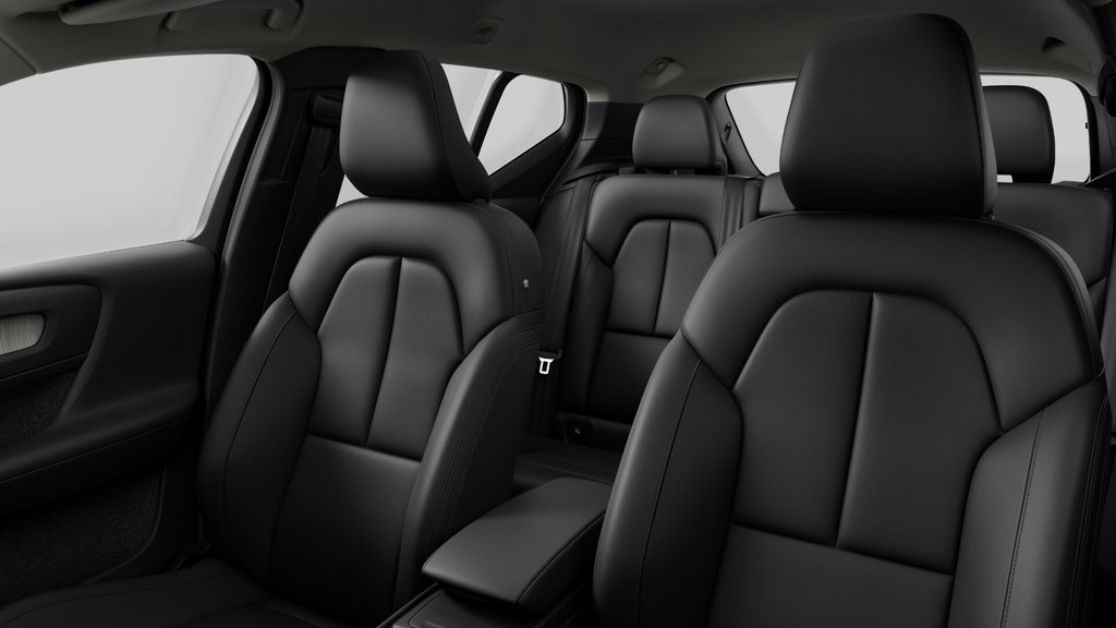 Volvo XC40 CORE VERSION LUSTRÉE 2025 à Laval, Québec - 10 - w1024h768px