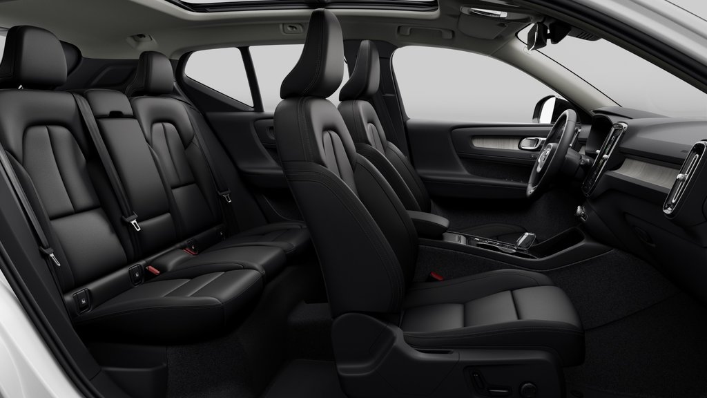 2025 Volvo XC40 PLUS VERSION FONCÉE in Laval, Quebec - 11 - w1024h768px
