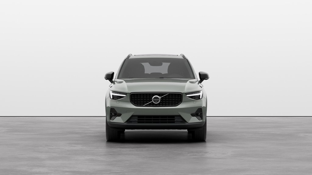 Volvo XC40 ULTRA VERSION FONCÉE 2025 à Laval, Québec - 3 - w1024h768px