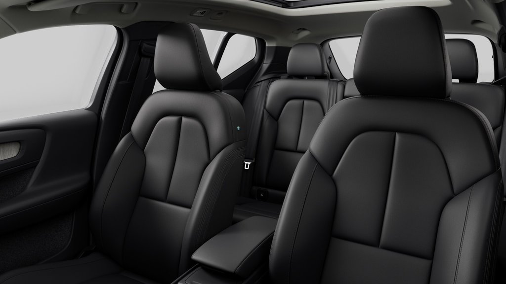 Volvo XC40 ULTRA VERSION FONCÉE 2025 à Laval, Québec - 10 - w1024h768px