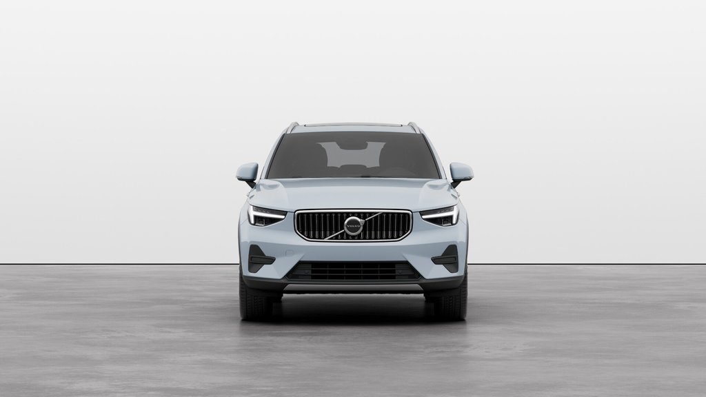 Volvo XC40 CORE VERSION LUSTRÉE 2025 à Laval, Québec - 3 - w1024h768px
