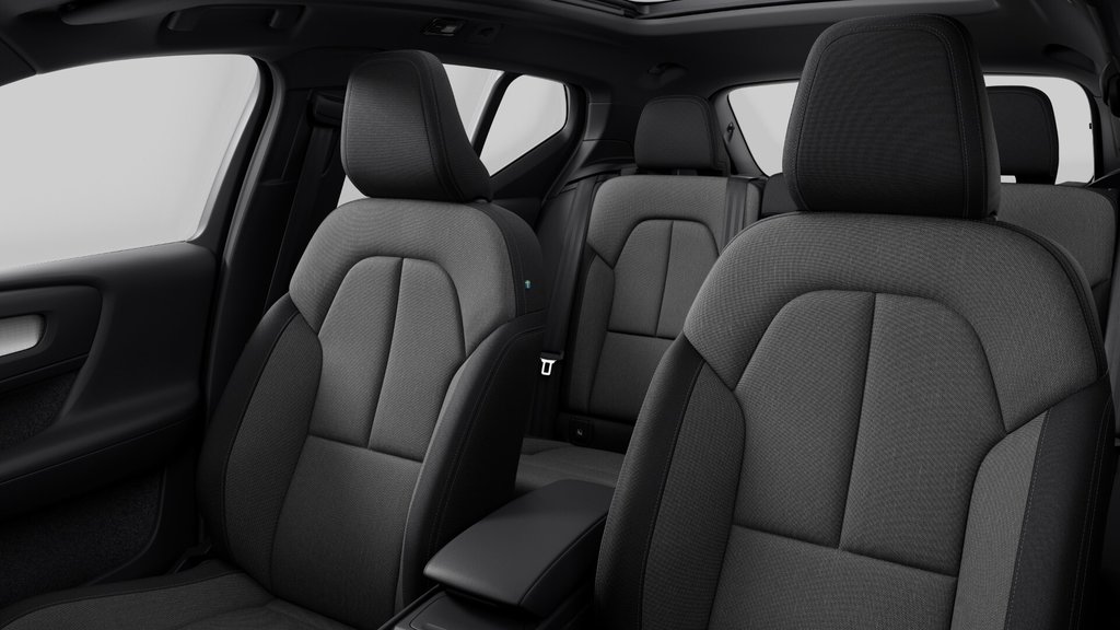 Volvo XC40 CORE VERSION LUSTRÉE 2025 à Laval, Québec - 10 - w1024h768px