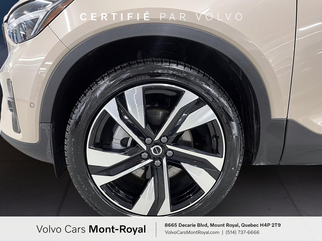 Volvo XC40 Plus Dark Theme 2025 à Brossard, Québec - 6 - w1024h768px