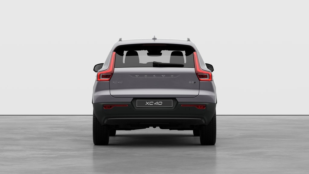 2026 Volvo XC40 PLUS VERSION FONCÉE in Laval, Quebec - 6 - w1024h768px