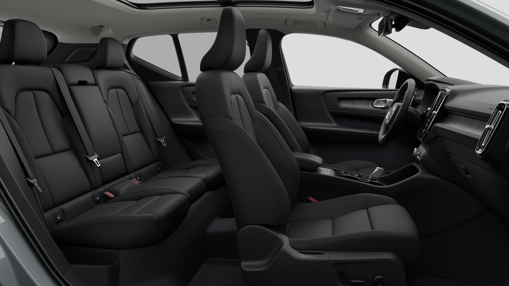 2026 Volvo XC40 PLUS VERSION FONCÉE in Laval, Quebec - 13 - w1024h768px