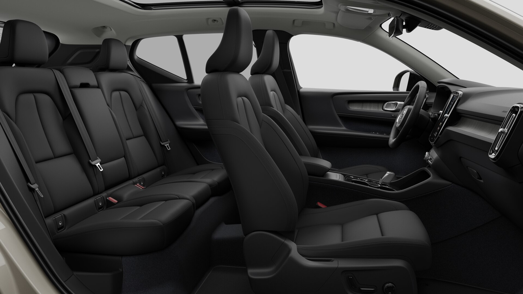 Volvo XC40 PLUS VERSION FONCÉE 2026 à Laval, Québec - 13 - w1024h768px