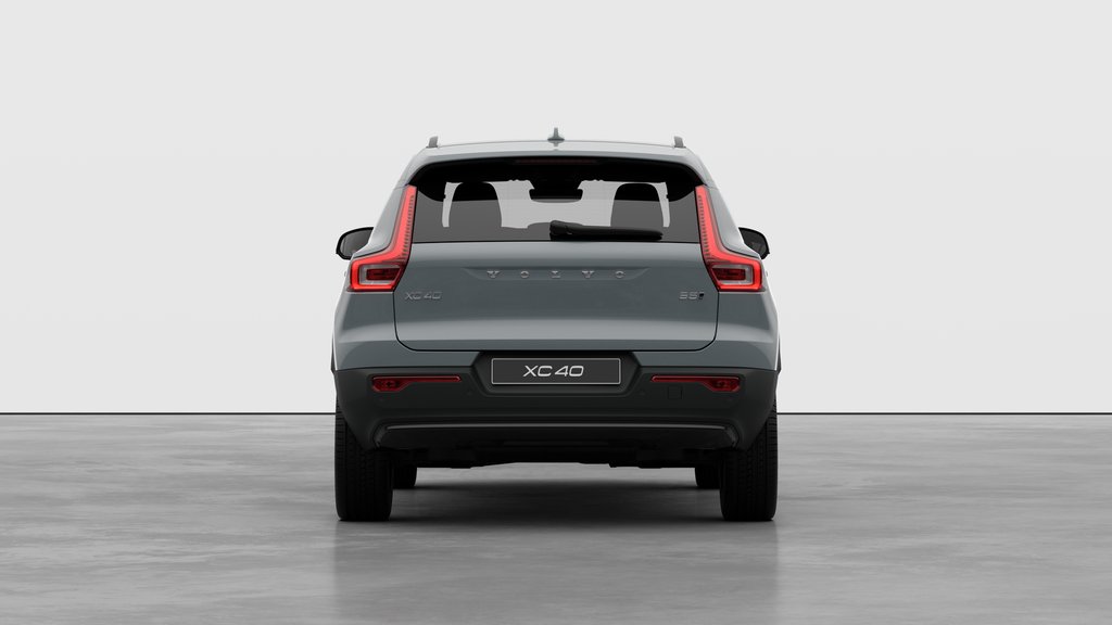 Volvo XC40 CORE DARK THEME 2026 à Laval, Québec - 6 - w1024h768px