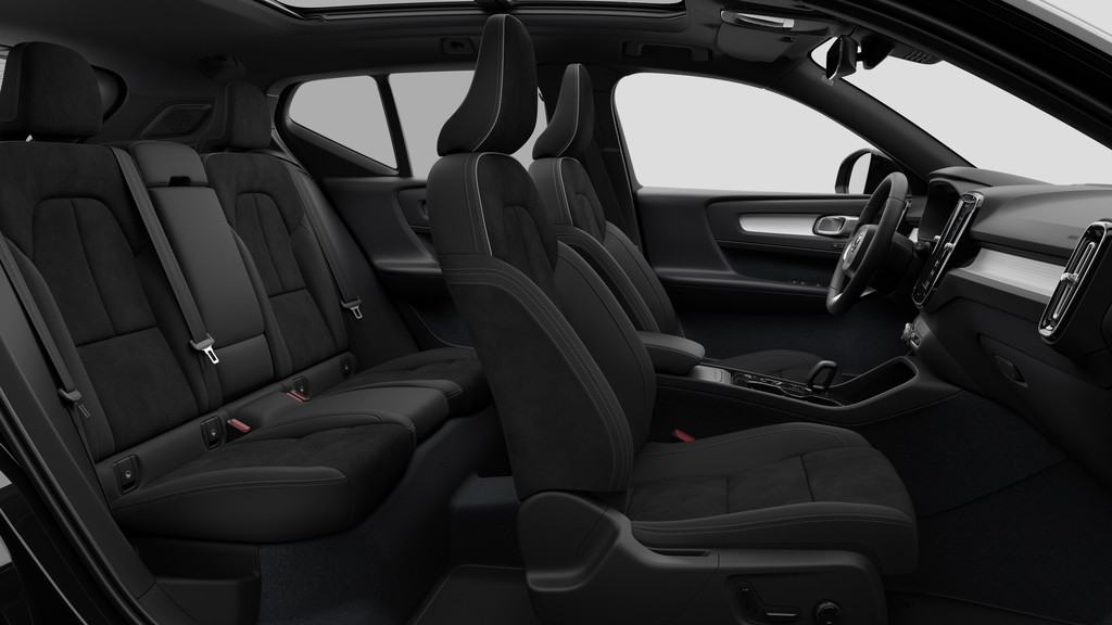 2026 Volvo XC40 ULTRA BLACK EDITION in Laval, Quebec - 13 - w1024h768px