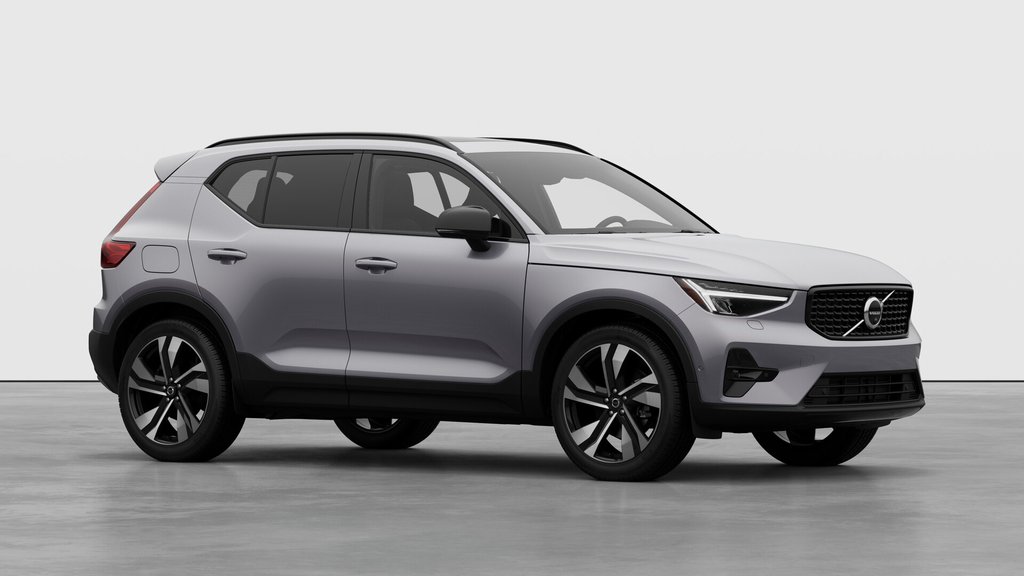 2026 Volvo XC40 PLUS DARK THEME in Laval, Quebec - 3 - w1024h768px