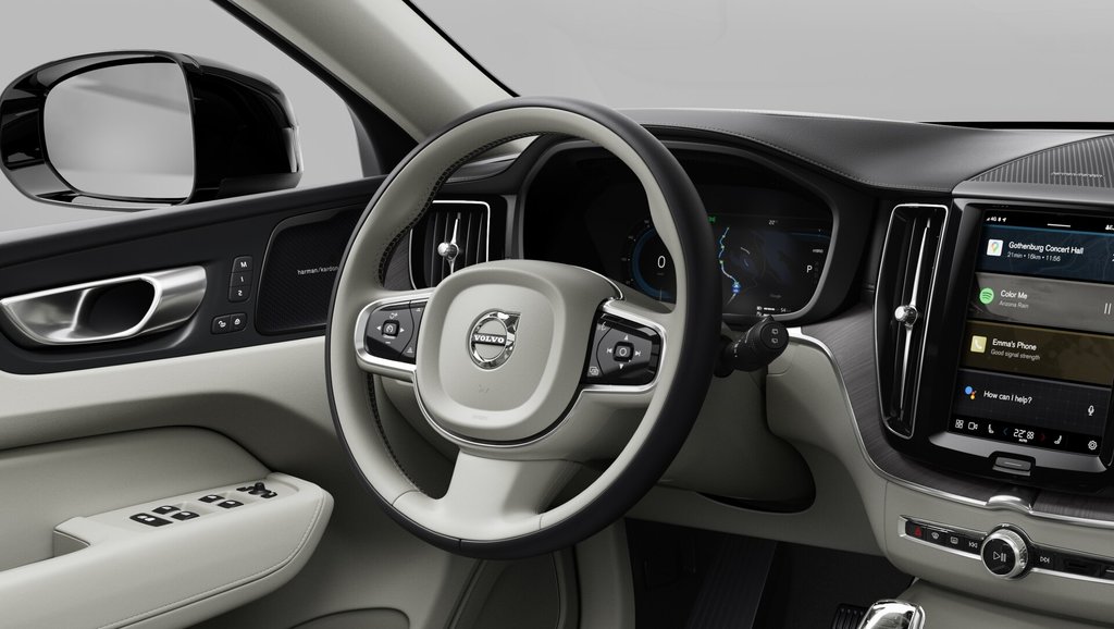 2025 Volvo XC60 HYBRIDE RECHARGEABLE ULTRA VERSION FONCÉE in Laval, Quebec - 12 - w1024h768px