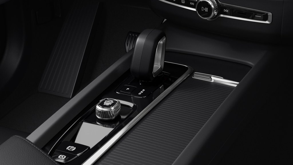 2025 Volvo XC60 HYBRIDE RECHARGEABLE CORE VERSION FONCÉE in Laval, Quebec - 9 - w1024h768px