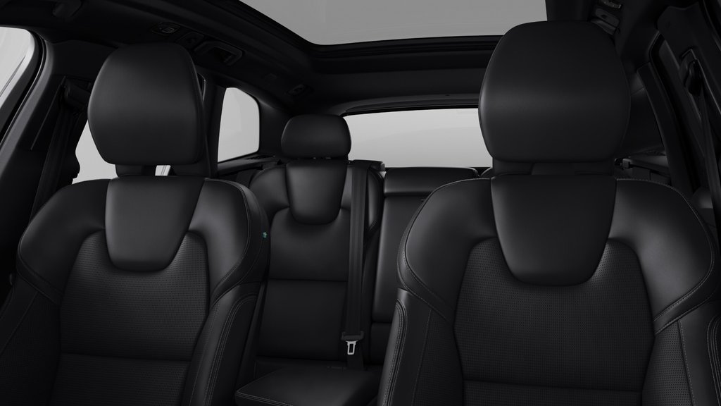 Volvo XC60 HYBRIDE RECHARGEABLE ULTRA BLACK EDITION 2025 à Laval, Québec - 10 - w1024h768px
