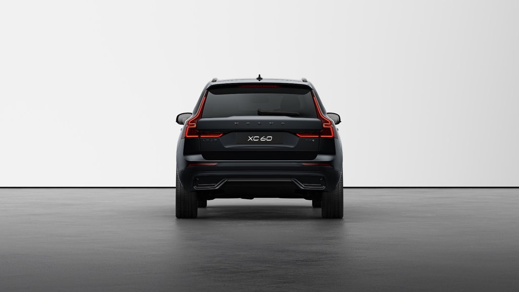 Volvo XC60 HYBRIDE RECHARGEABLE ULTRA BLACK EDITION 2025 à Laval, Québec - 4 - w1024h768px
