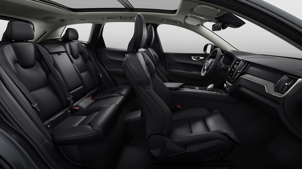 2025 Volvo XC60 Plug-in Hybrid ULTRA DARK THEME in Laval, Quebec - 11 - w1024h768px