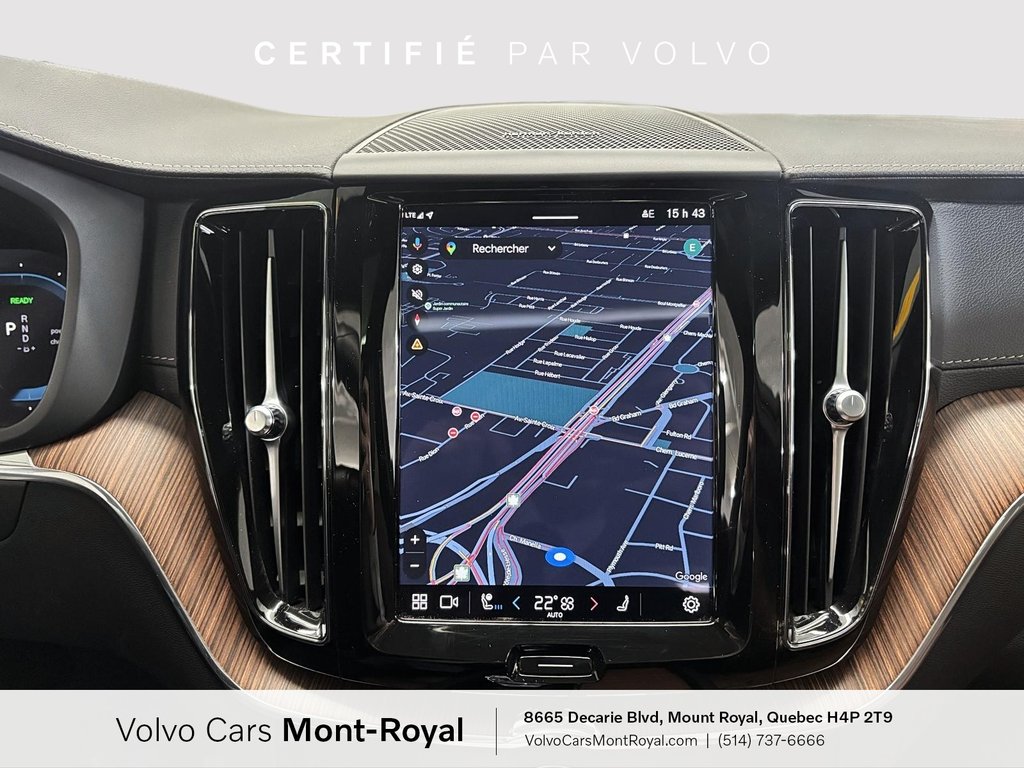 Volvo XC60 Plug-In Hybrid Ultra Dark Theme T8 2025 à Brossard, Québec - 16 - w1024h768px