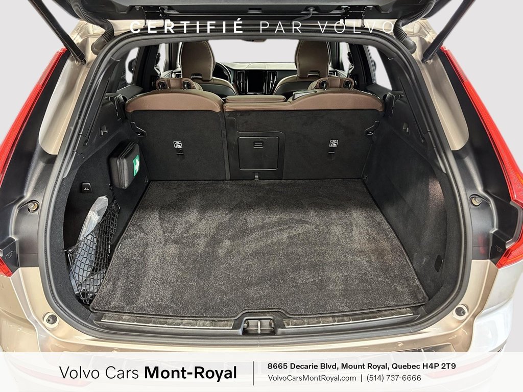 2025 Volvo XC60 Plug-In Hybrid Plus Dark Theme T8 in Laval, Quebec - 5 - w1024h768px