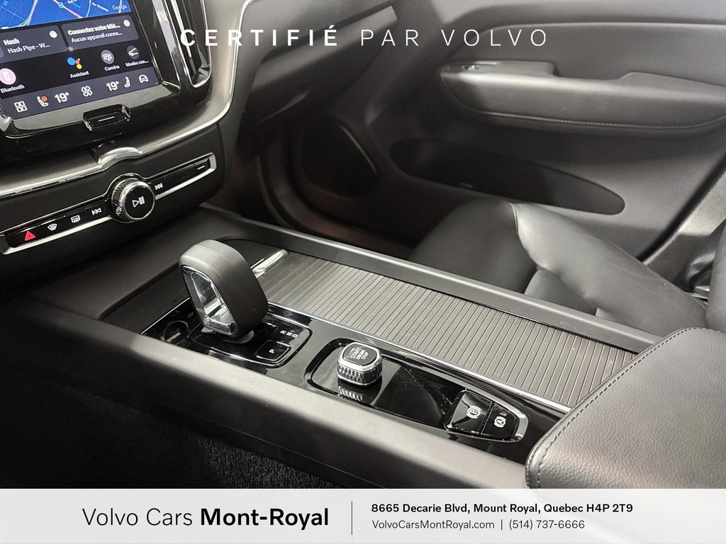 Volvo XC60 Recharge Core Bright Theme Plug-In Hybrid T8 2023 à Laval, Québec - 13 - w1024h768px