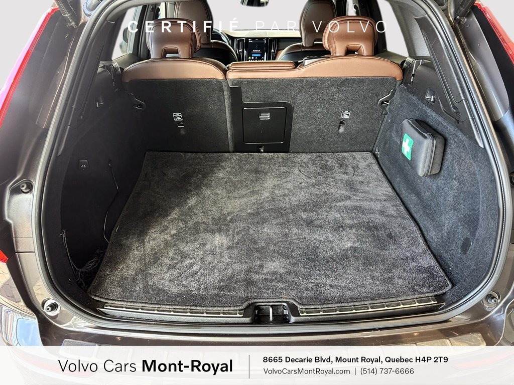 2024 Volvo XC60 Recharge Ultimate Dark Theme Plug-In Hybrid T8 in Laval, Quebec - 5 - w1024h768px
