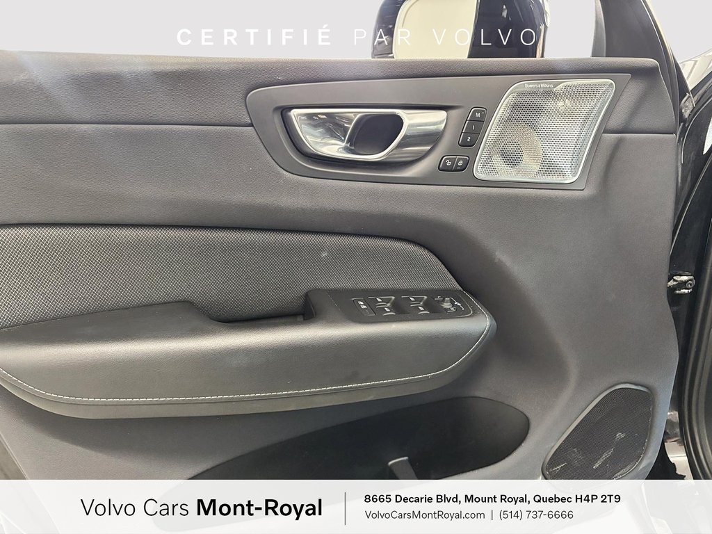 Volvo XC60 R-Design 2022 à Laval, Québec - 9 - w1024h768px