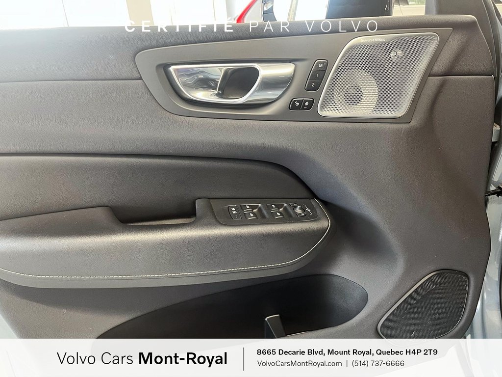 Volvo XC60 Ultimate Dark Theme B6 2023 à Laval, Québec - 9 - w1024h768px