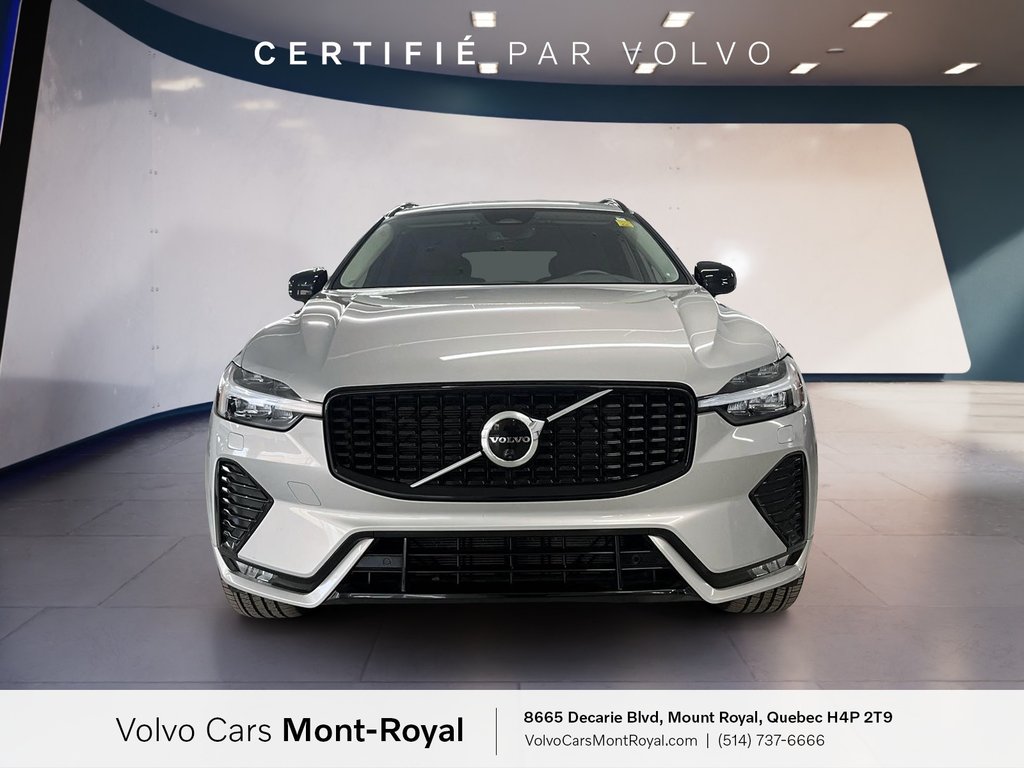 Volvo XC60 Plus Dark Theme 2023 à Laval, Québec - 2 - w1024h768px
