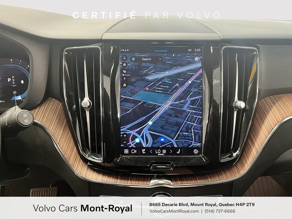 Volvo XC60 Plus Dark Theme 2023 à Laval, Québec - 14 - w1024h768px