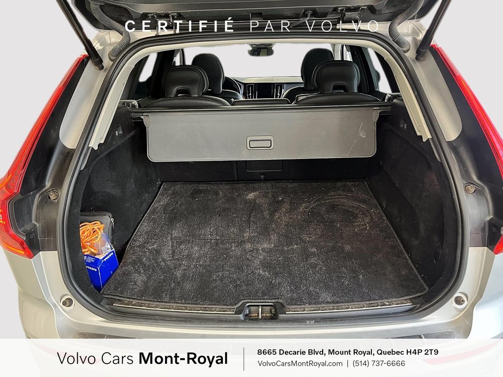 Volvo XC60 Plus Dark Theme 2023 à Laval, Québec - 5 - w1024h768px