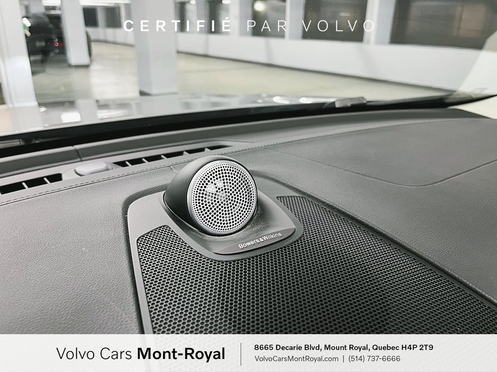 2023 Volvo XC60 Ultimate Dark Theme in Brossard, Quebec - 14 - w1024h768px