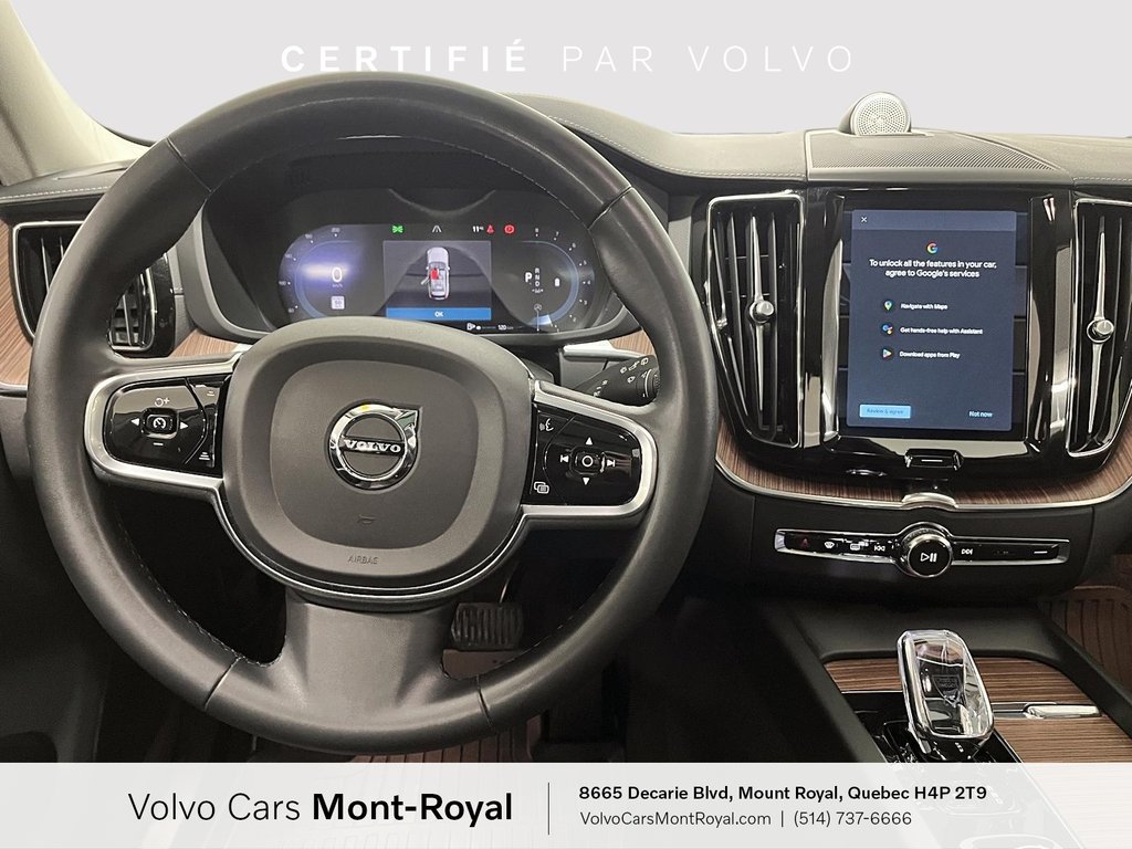 2023 Volvo XC60 Ultimate Dark Theme in Brossard, Quebec - 10 - w1024h768px