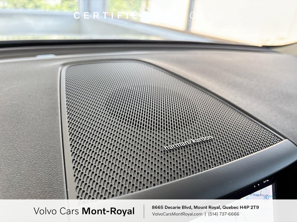 2023 Volvo XC60 Plus Dark Theme in Laval, Quebec - 14 - w1024h768px
